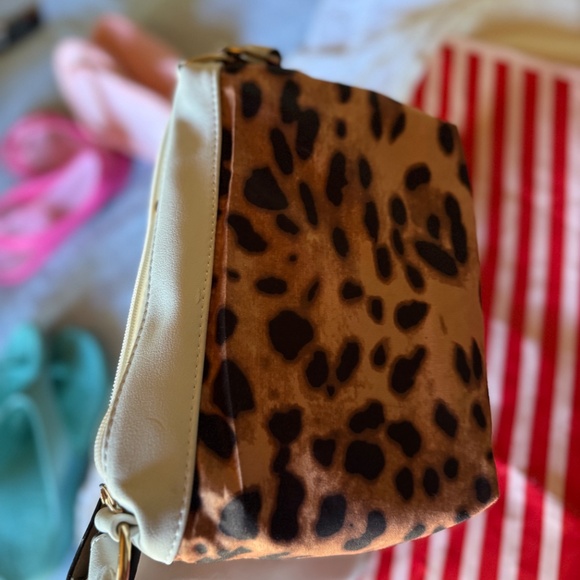 White hand bag - Picture 4 of 5